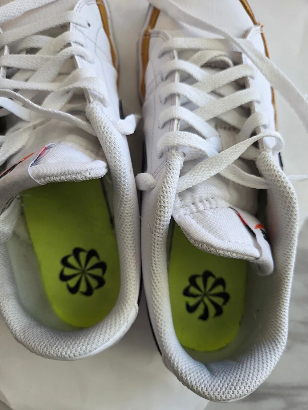 Nike White Court Legacy  Sneakers with Mustard Trim. W7.5 - Picture 6 of 6